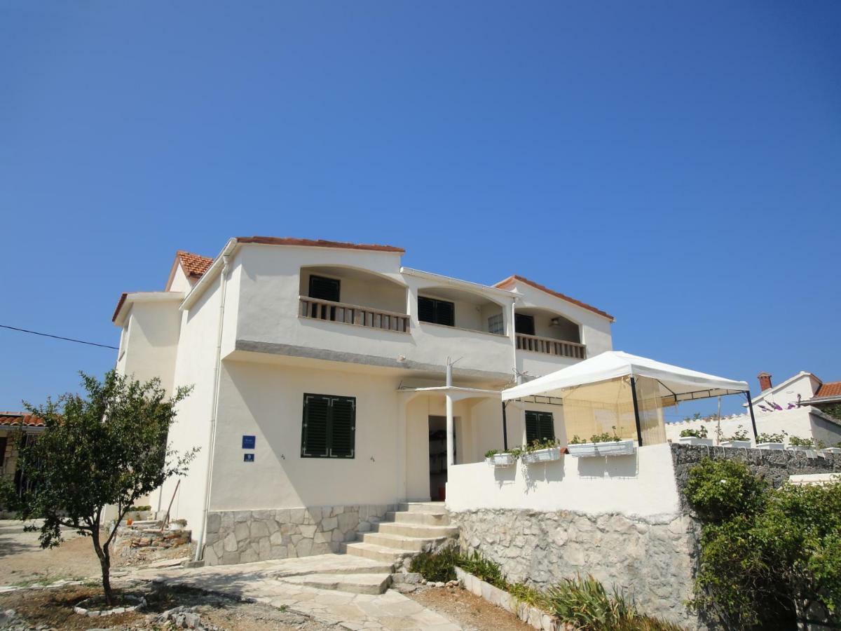 Apartments Villa Ana Mali Drvenik Bagian luar foto
